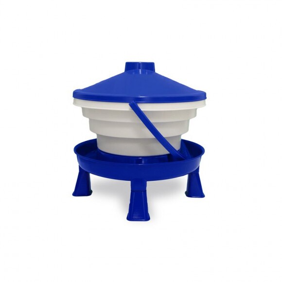 GAUN Vödrös baromfi itató 10L, lábakkal