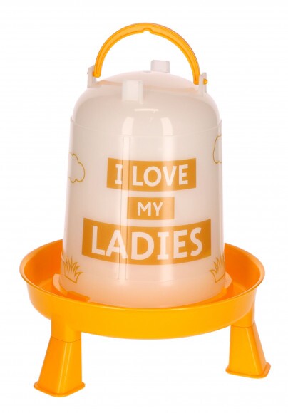KERBL Műanyag baromfii itató, lábakkal, 3 literes - I love my ladies