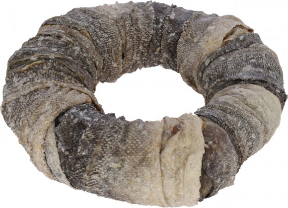 KERBL Nyers marhabőr rágócsont, gyűrű hallal, 17cm/75g